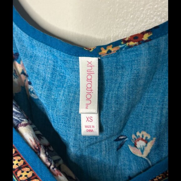XHILARATION Blue Turquoise Bohemian Floral Romper Tie-Waist w Pockets! size XS - Picture 4 of 4